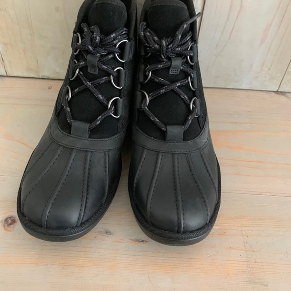 - UGG GREDA BLACK WATERPROOF DUCK BOOTS new - Picture 3 of 8
